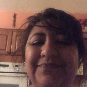 Meet your Posher, Isela